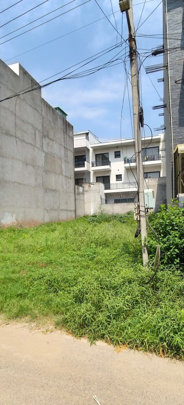 Sector 79 plot for sale image 4